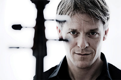Alban Gerhardt biolontxelo-jotzailea Euskadiko Orkestraren bakarlari gonbidatu, Andrey Boreykok zuzenduta