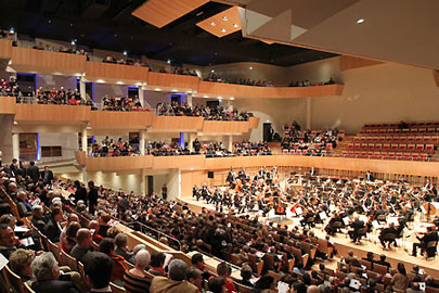 ONBAk Teselako obra bat interpretau du Bordeleko Auditorioaren irekieran