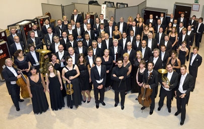 EUSKADIKO ORKESTRA SINFONIKOAK 2009/2010 DENBORALDIA ANDRÉS OROZCO-ESTRADA BERE ZUZENDARI TITULAR BERRIAREKIN IREKIKO DU