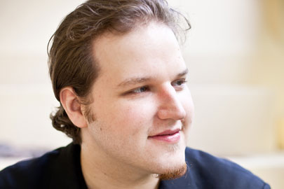 Lukáš Vondrácek pianista ariko da Arcadi Volodosen ordez Euskadiko Orkestraren datozen kontzertuetan