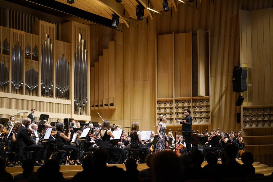Orkestra osoa Linzeko Brucknerhausen